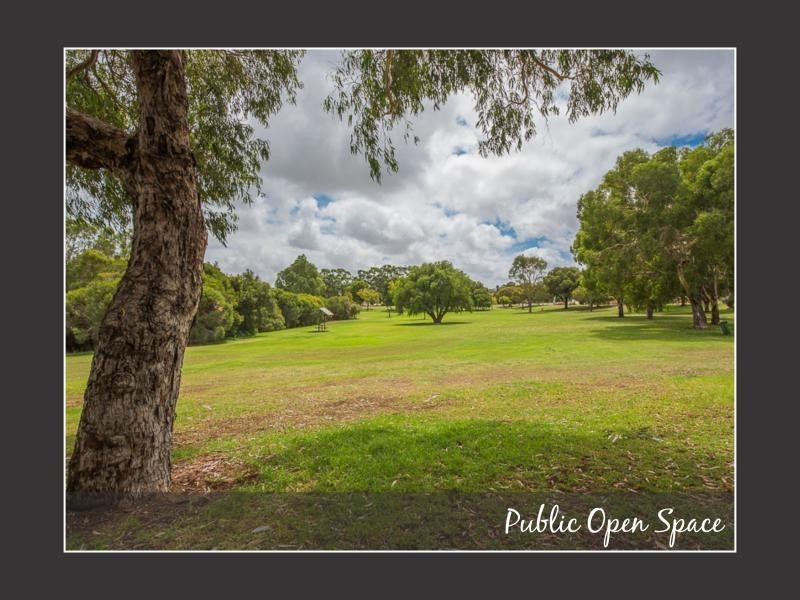 2 Ruthven Place, Duncraig WA 6023