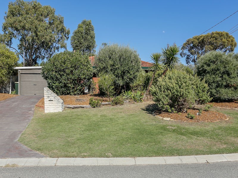 13 Barunga Way, Craigie WA 6025