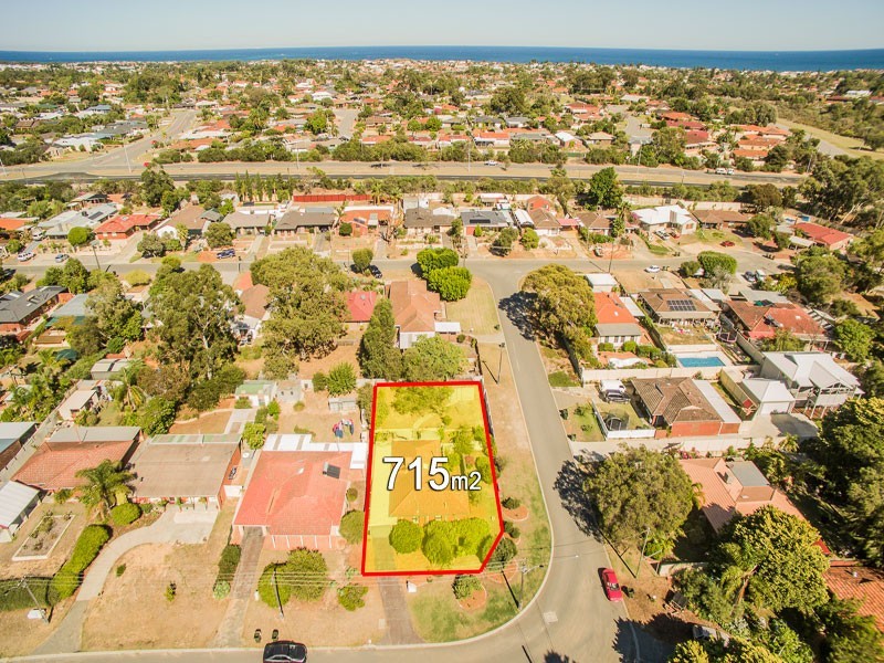 13 Barunga Way, Craigie WA 6025