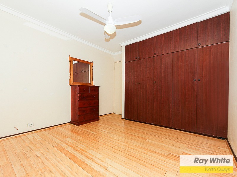 4 COQUINA CLOSE, Heathridge WA 6027