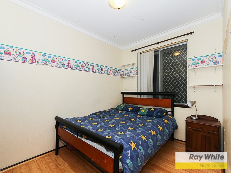 4 COQUINA CLOSE, Heathridge WA 6027