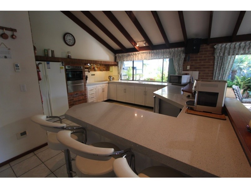 6 Oakapple Drive, Duncraig WA 6023