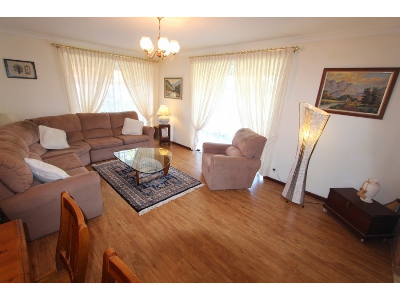 6 Oakapple Drive, Duncraig WA 6023