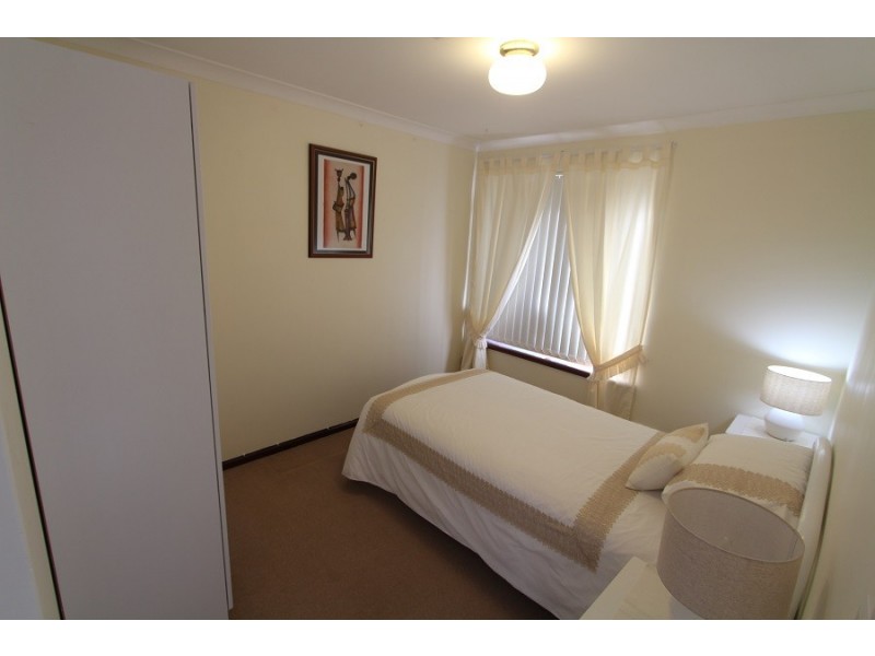 6 Oakapple Drive, Duncraig WA 6023