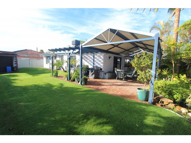 6 Oakapple Drive, Duncraig WA 6023