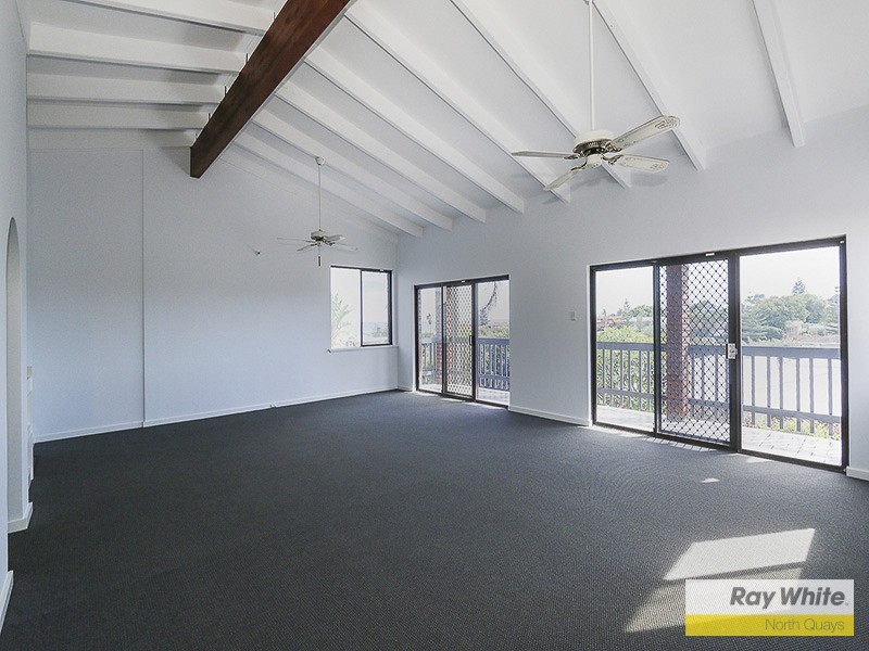 35 KING ALBERT ROAD, Trigg WA 6029