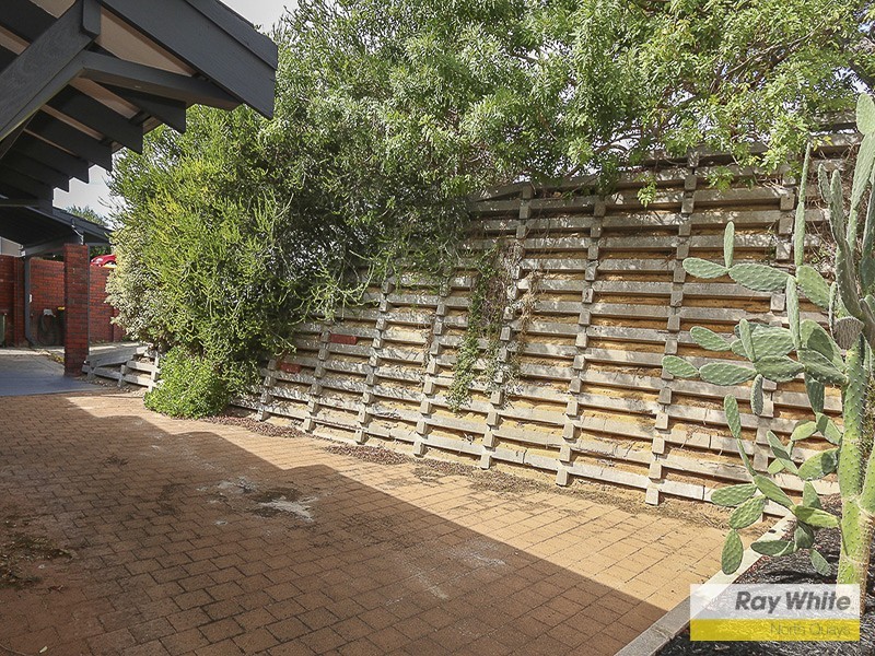 35 KING ALBERT ROAD, Trigg WA 6029