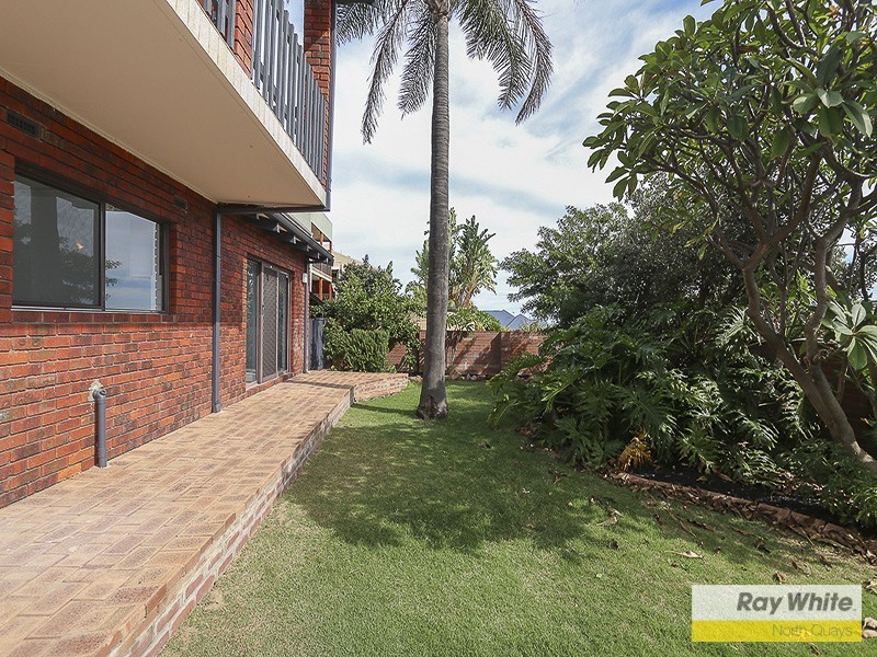 35 KING ALBERT ROAD, Trigg WA 6029