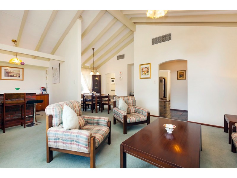 31 Pentland Avenue, Duncraig WA 6023