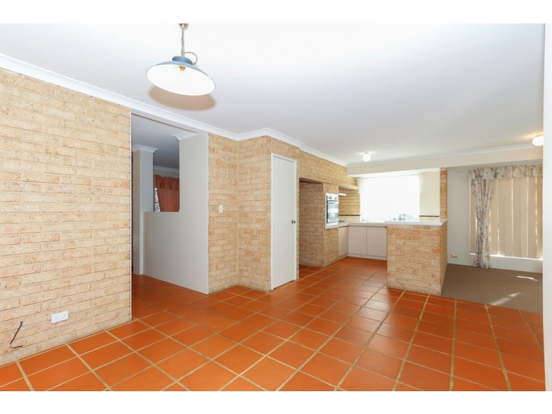 26 Kirkdale Turn, Kinross WA 6028