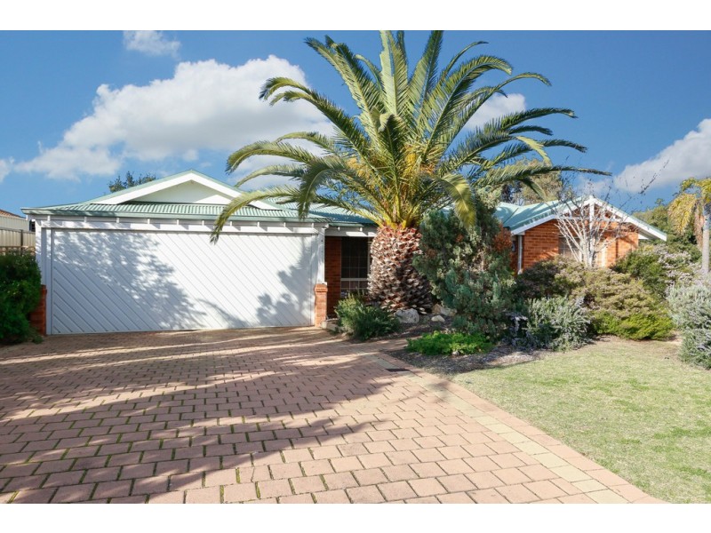 26 Kirkdale Turn, Kinross WA 6028