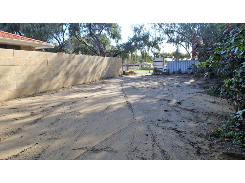 2 Clevedon Place, Kallaroo WA 6025