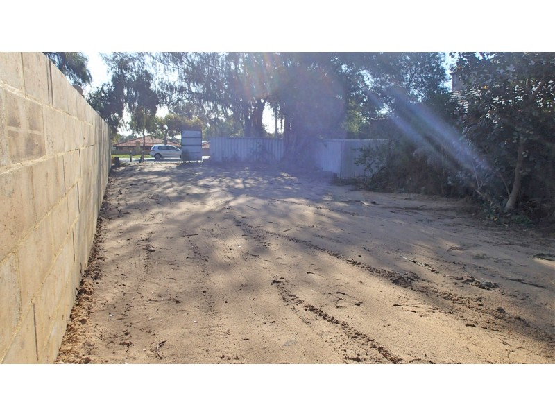 2 Clevedon Place, Kallaroo WA 6025