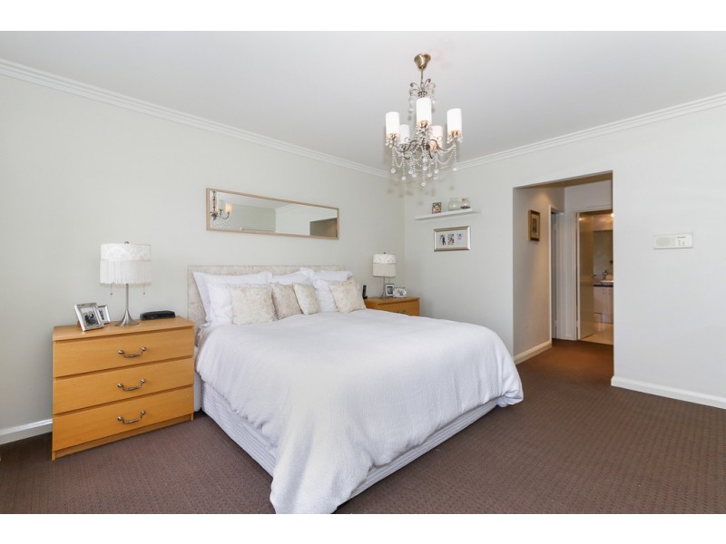 29 Amalfi Drive, Hillarys WA 6025