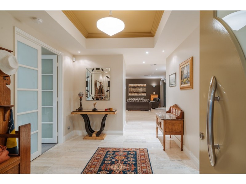 14 Luccombe Way, Karrinyup WA 6018