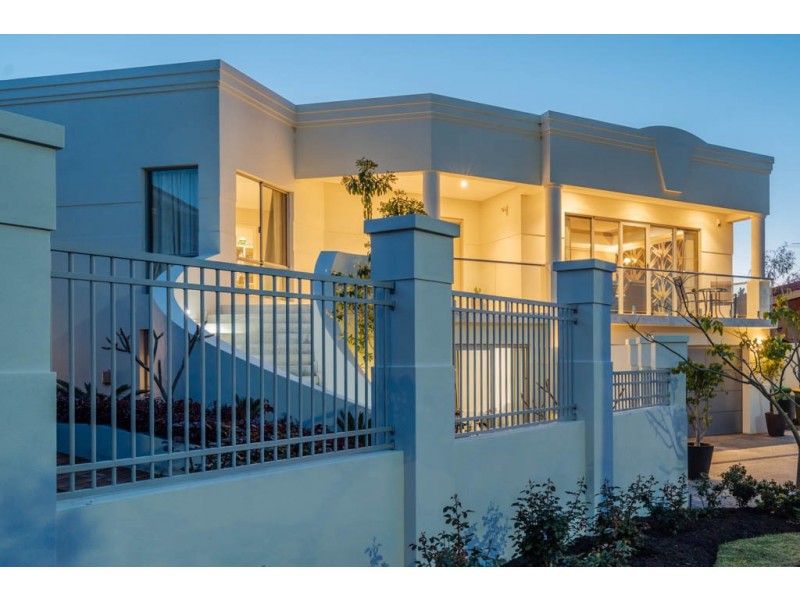 14 Luccombe Way, Karrinyup WA 6018