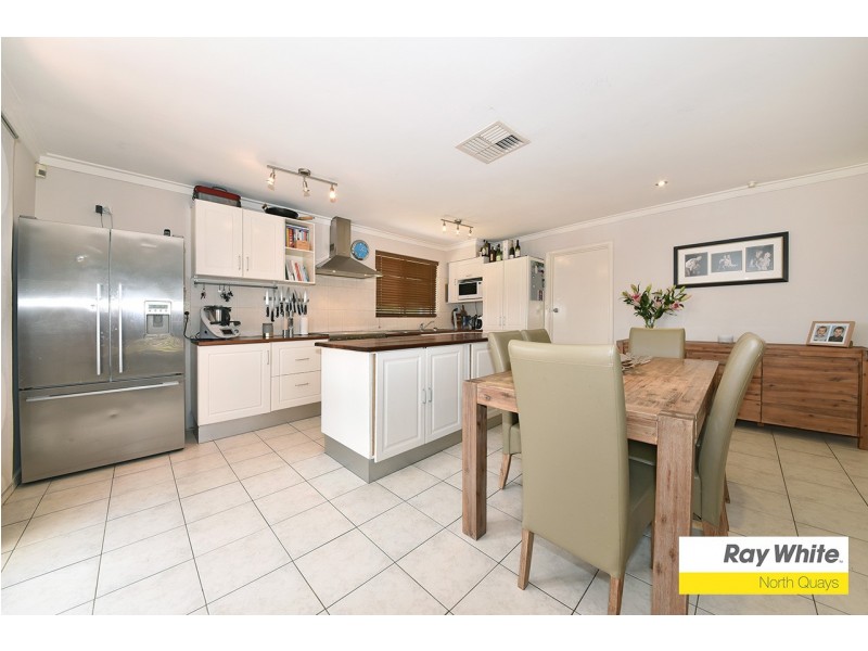 9 Garnkirk Road, Greenwood WA 6024