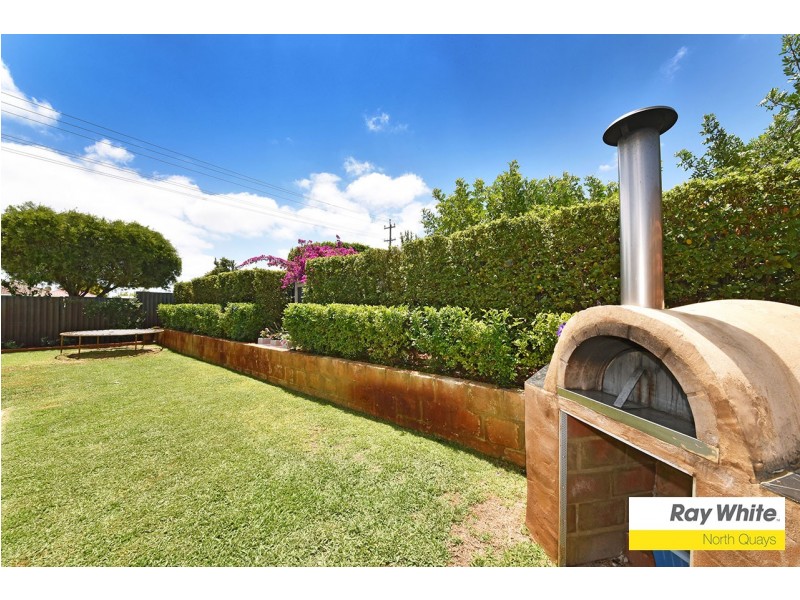 9 Garnkirk Road, Greenwood WA 6024