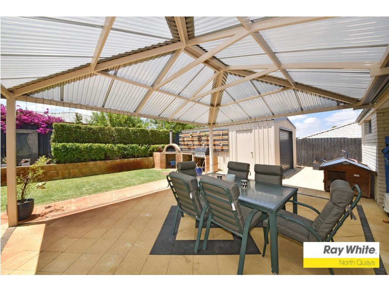 9 Garnkirk Road, Greenwood WA 6024