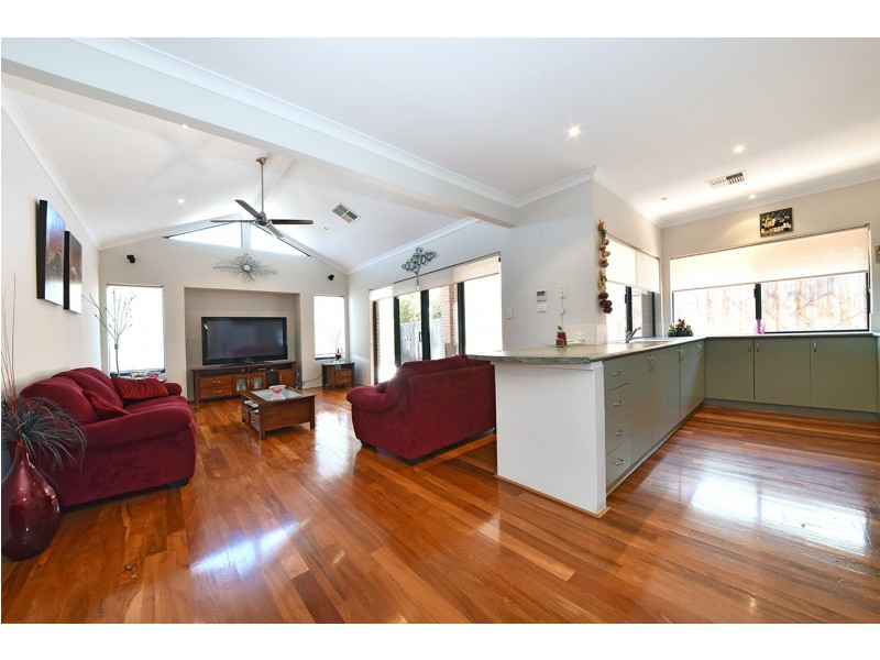 1B Murray Way, Karrinyup WA 6018