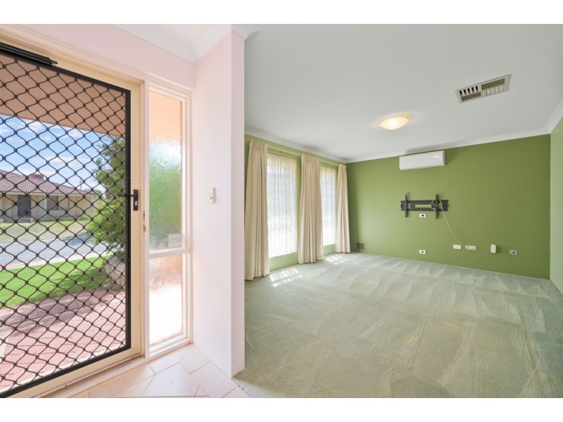 25 Sabina Park Drive, Madeley WA 6065