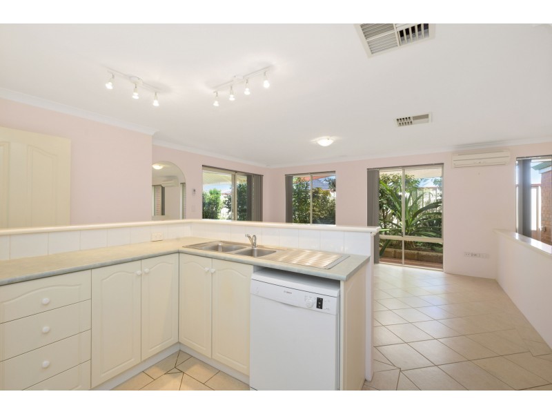 25 Sabina Park Drive, Madeley WA 6065