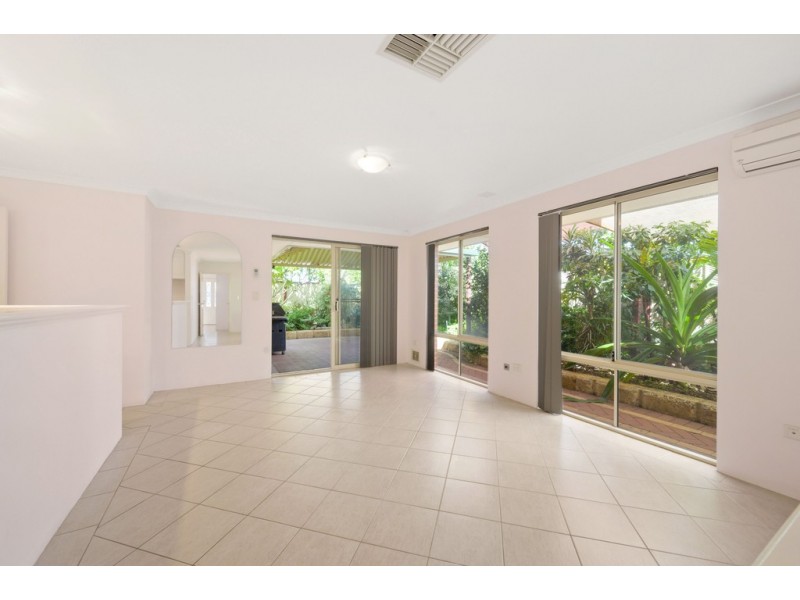 25 Sabina Park Drive, Madeley WA 6065