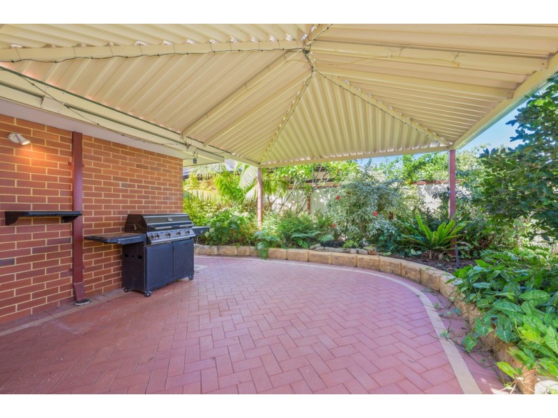 25 Sabina Park Drive, Madeley WA 6065