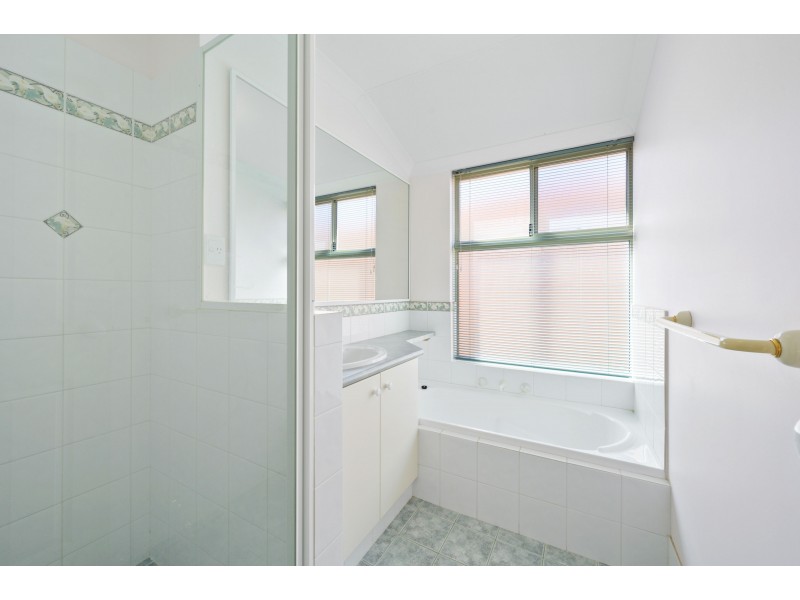 25 Sabina Park Drive, Madeley WA 6065