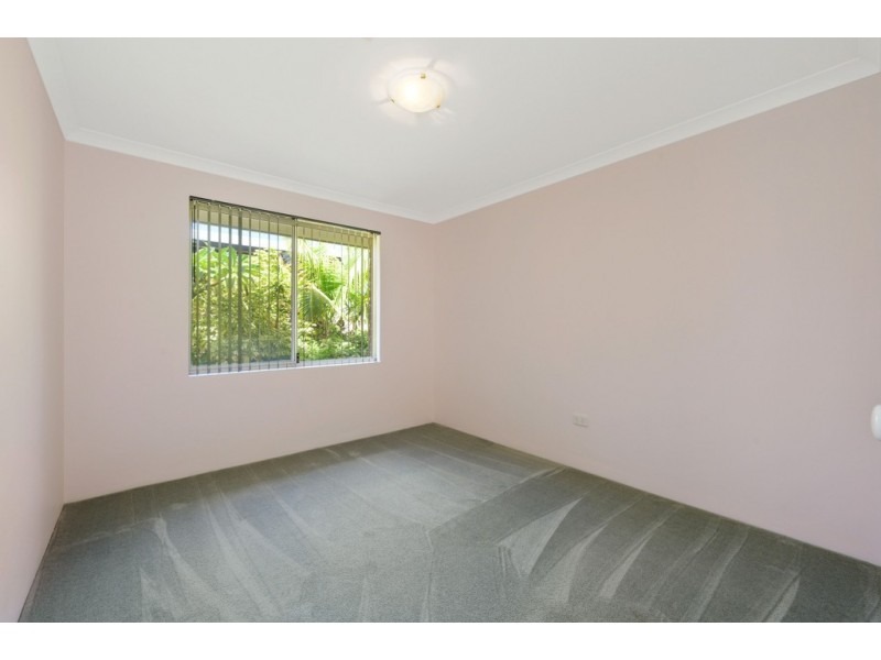 25 Sabina Park Drive, Madeley WA 6065
