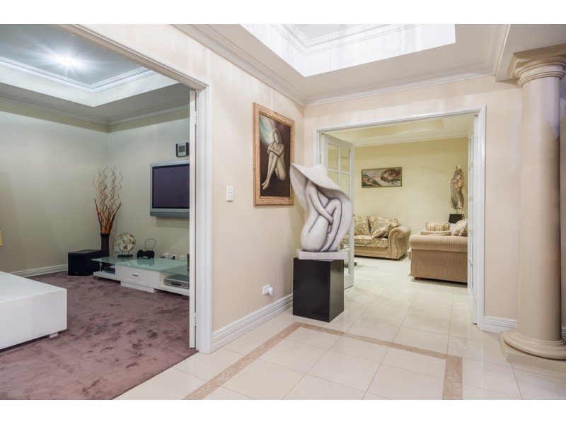 84 Russell Road, Madeley WA 6065