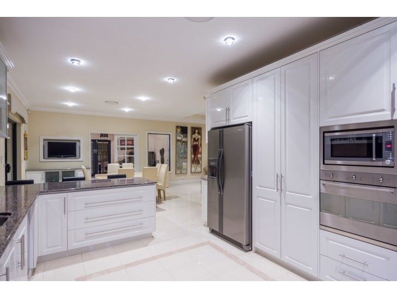 84 Russell Road, Madeley WA 6065