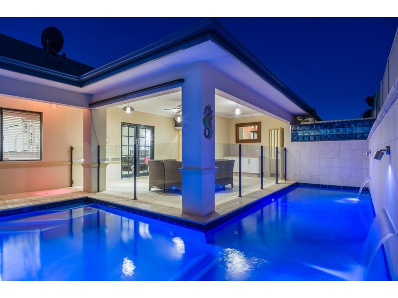 84 Russell Road, Madeley WA 6065