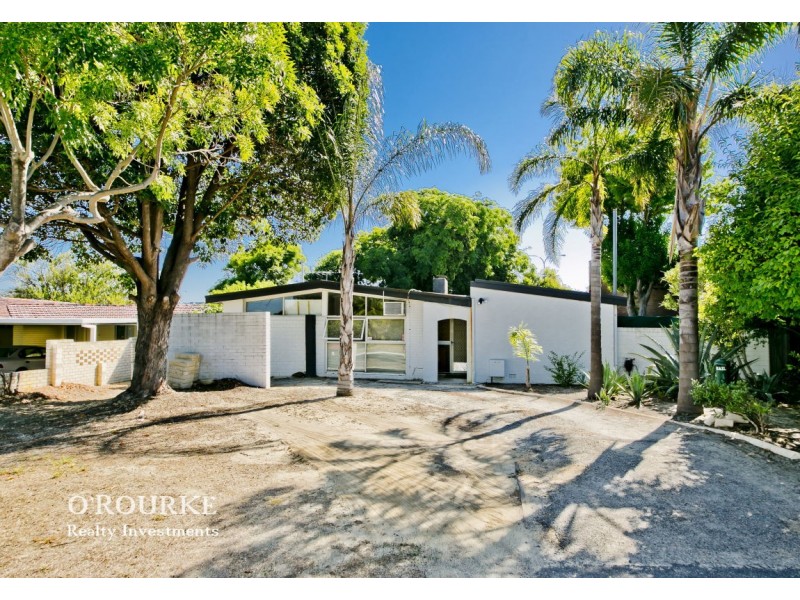 24 Hakea Road, Woodlands WA 6018