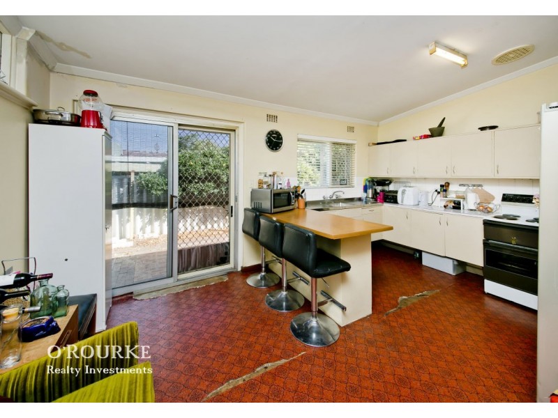 24 Hakea Road, Woodlands WA 6018