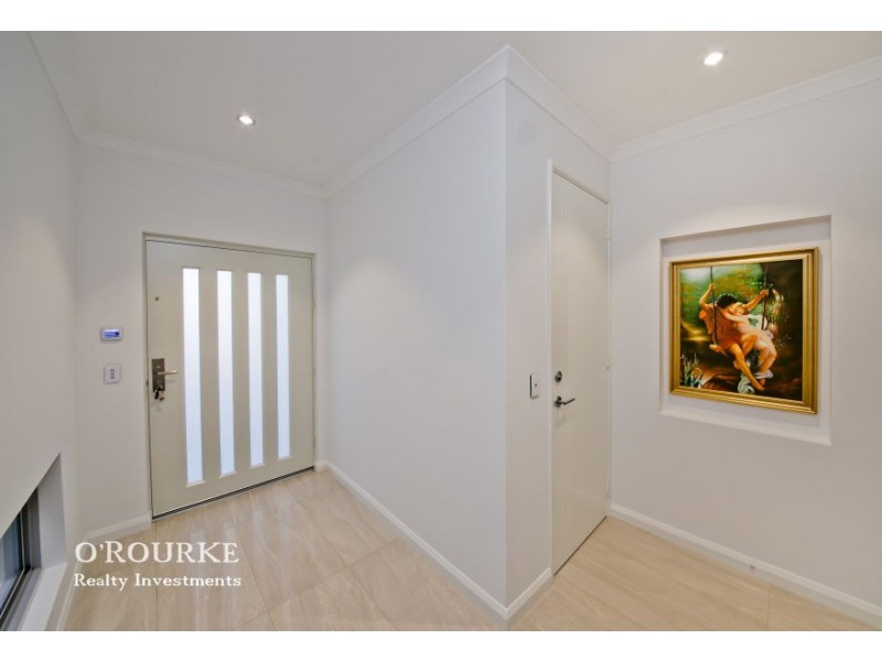 126 b Miles Street, Karrinyup WA 6018