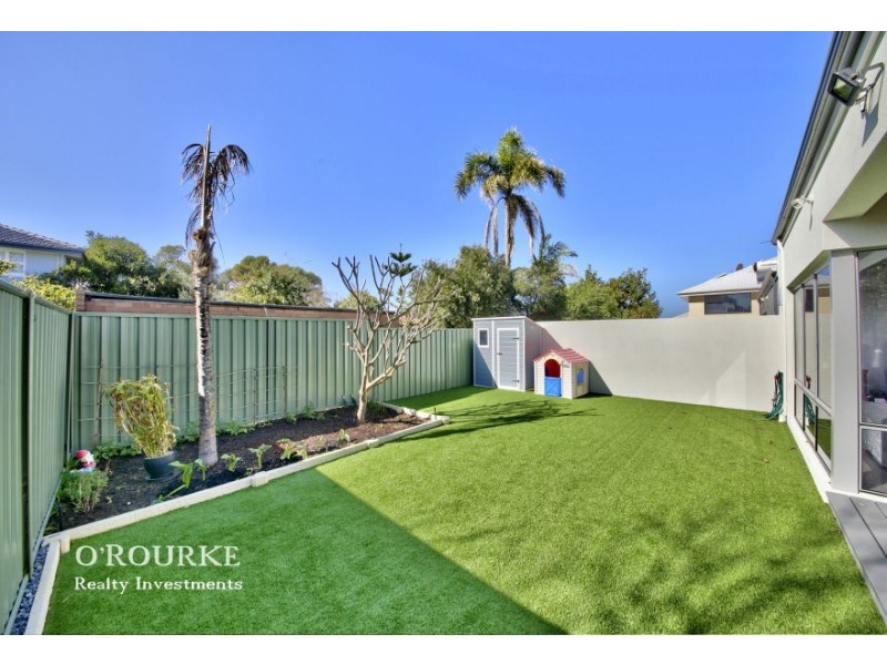 126 b Miles Street, Karrinyup WA 6018
