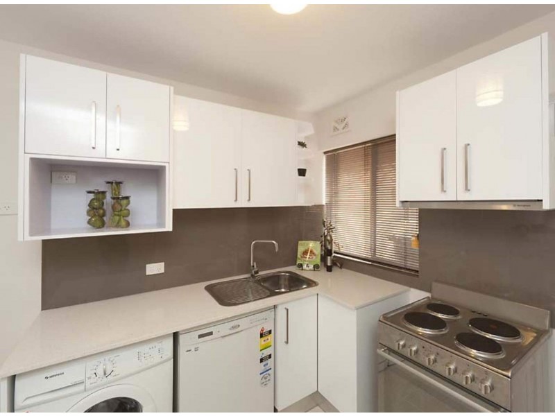 6/219 Scarborough Beach Road, Doubleview WA 6018