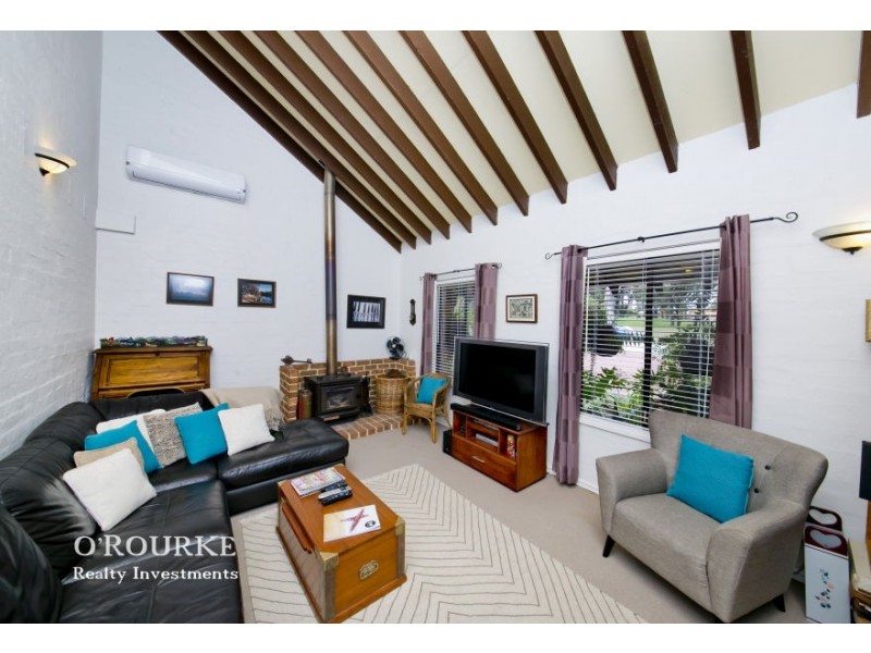 1 Barra Place, Wanneroo WA 6065