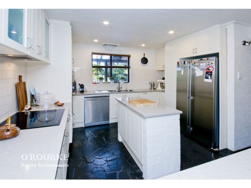 1 Barra Place, Wanneroo WA 6065