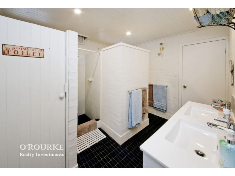 1 Barra Place, Wanneroo WA 6065