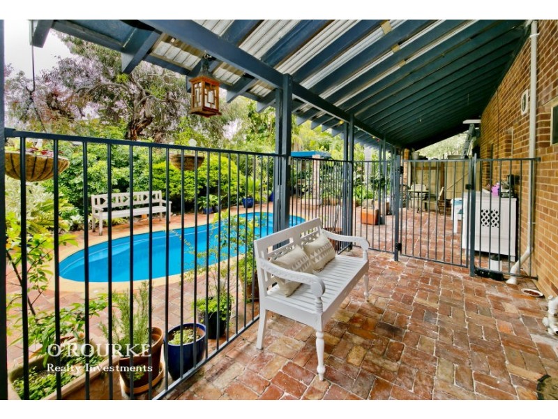 1 Barra Place, Wanneroo WA 6065