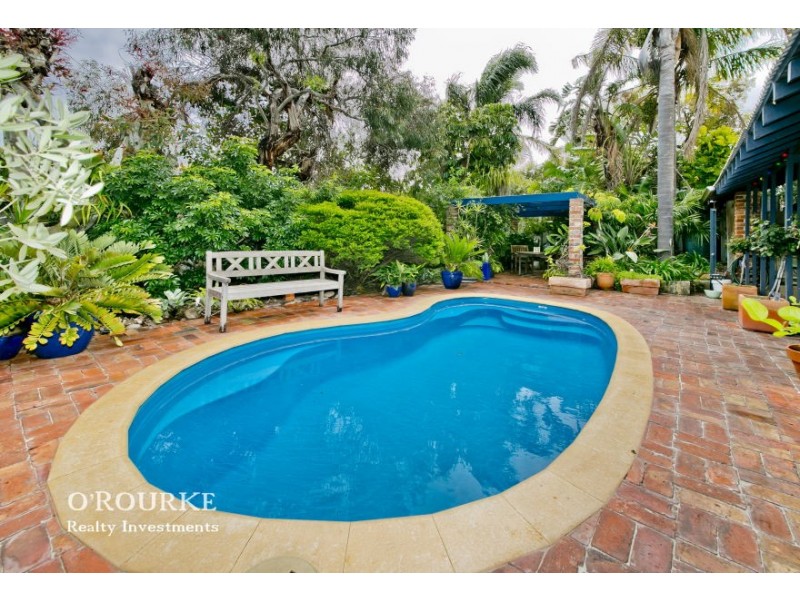 1 Barra Place, Wanneroo WA 6065