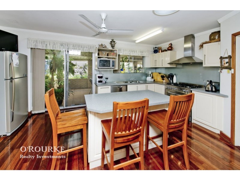 1 Gladman Way, Karrinyup WA 6018