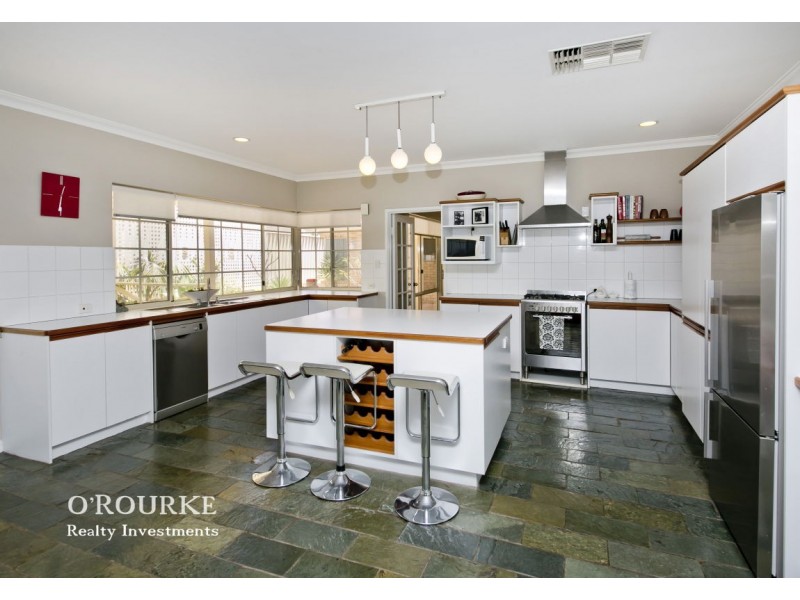 22 Kariong Circuit, Duncraig WA 6023