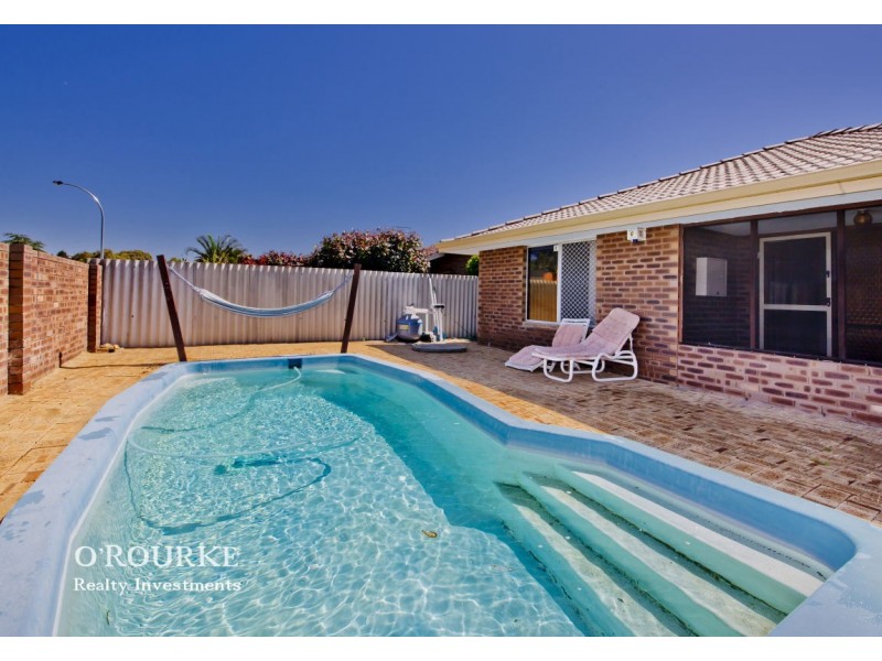 4 Kingfisher Place, Stirling WA 6021