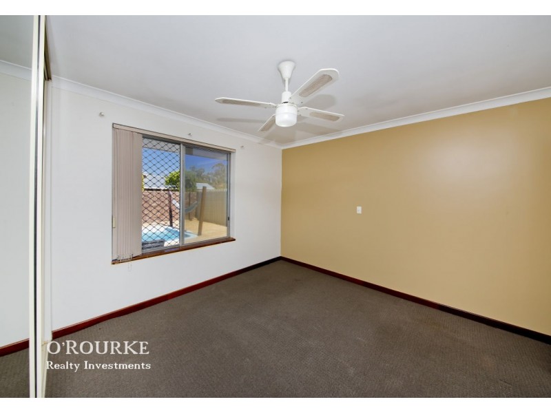 4 Kingfisher Place, Stirling WA 6021