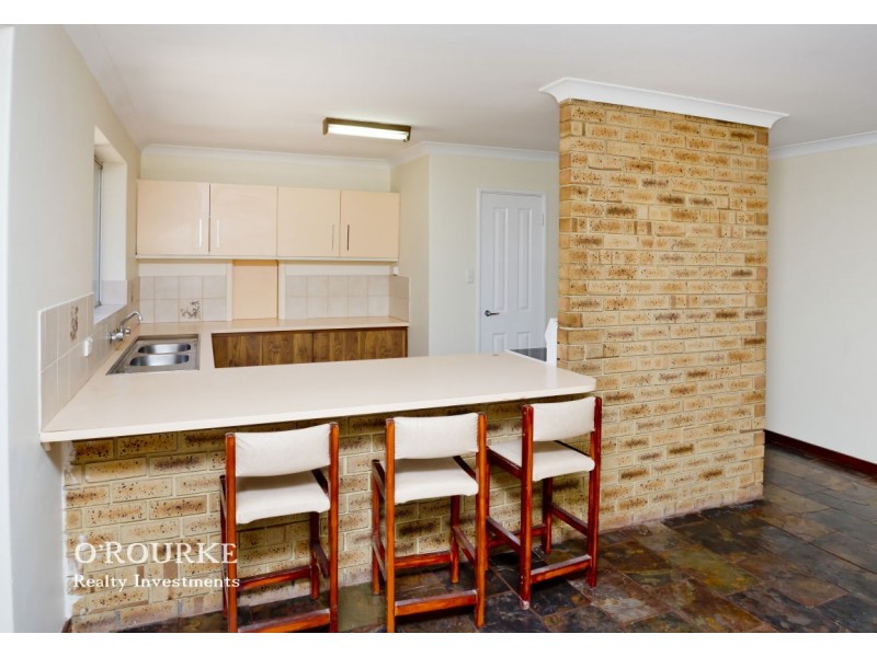 4 Kingfisher Place, Stirling WA 6021