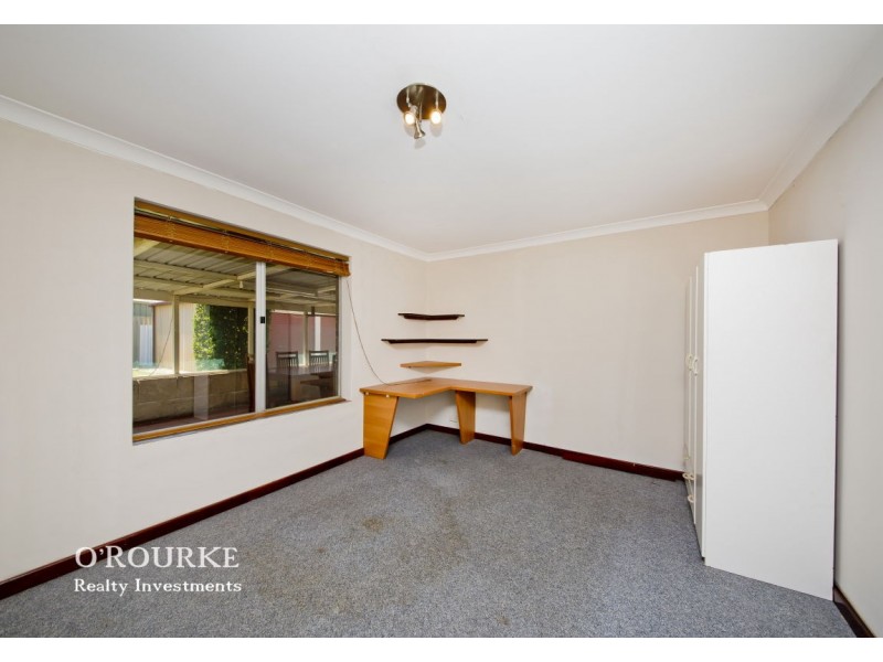 4 Kingfisher Place, Stirling WA 6021