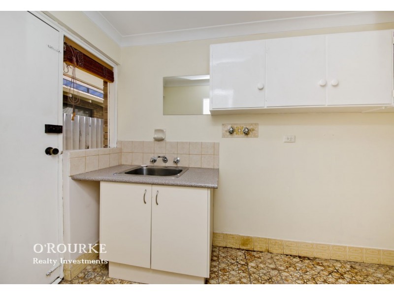 4 Kingfisher Place, Stirling WA 6021